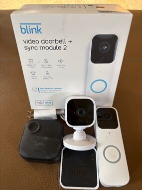 Blink Video Doorbell + Sync Module 2 - White.